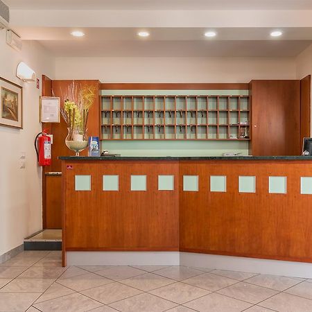 Hotel Riva Lido di Camaiore Kültér fotó