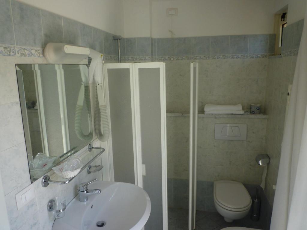 Hotel Riva Lido di Camaiore Szoba fotó